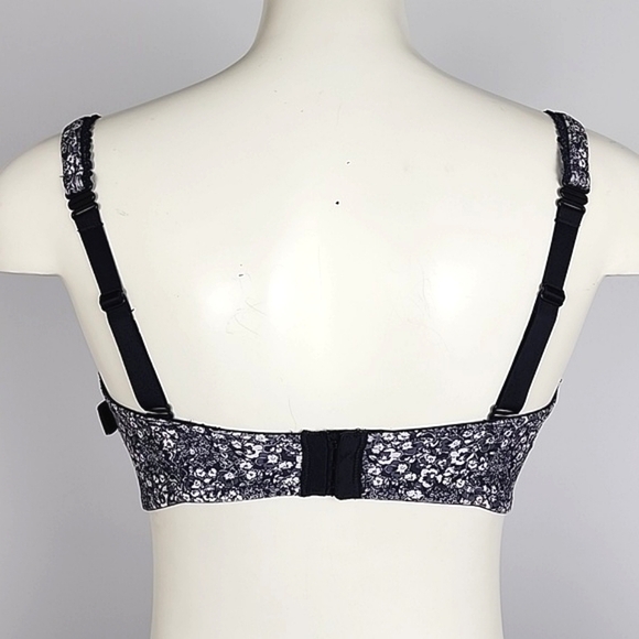 ⭐️2/ $30⭐️ ESPRIT Black White Mini Floral Print Underwire Bra Size 34 - Picture 3 of 15
